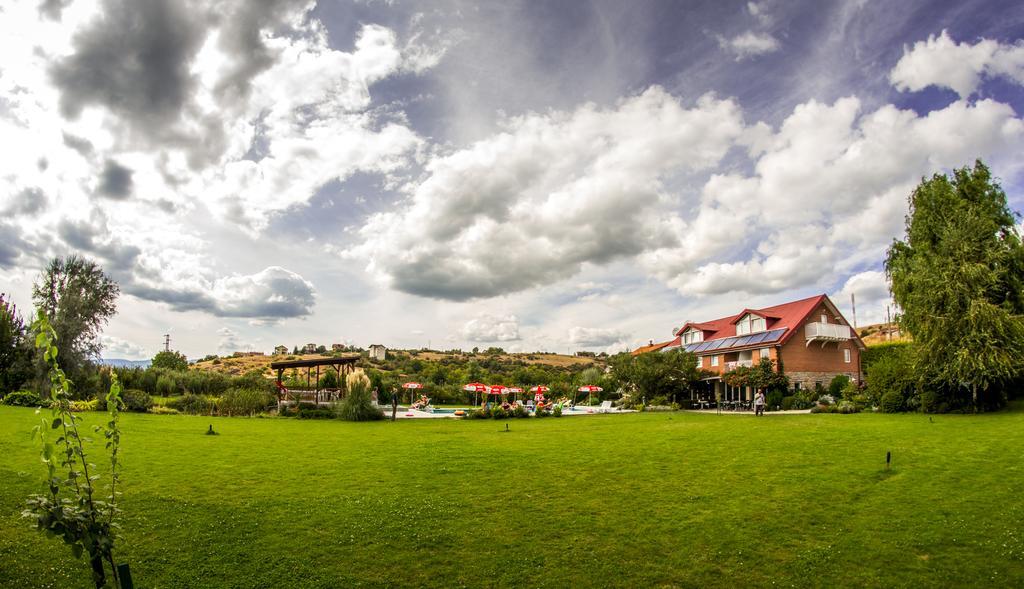 Oaza Inn Ohrid Exterior photo