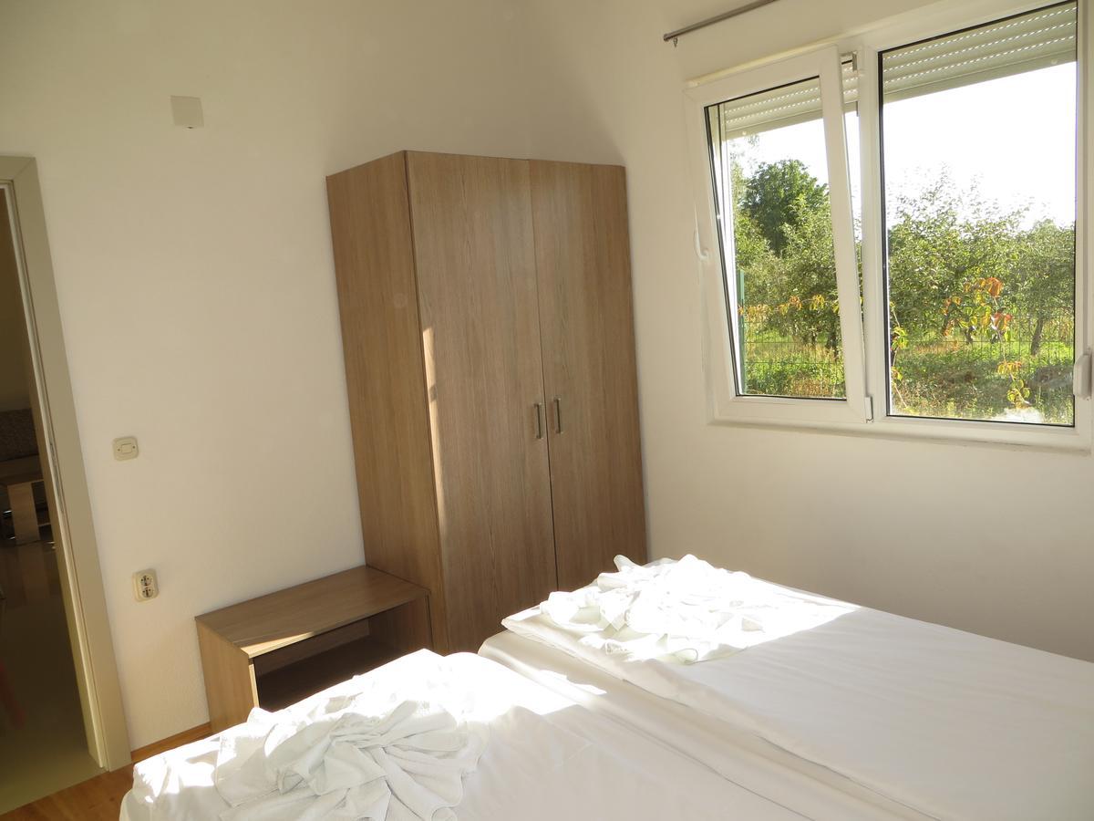 Oaza Inn Ohrid Exterior photo